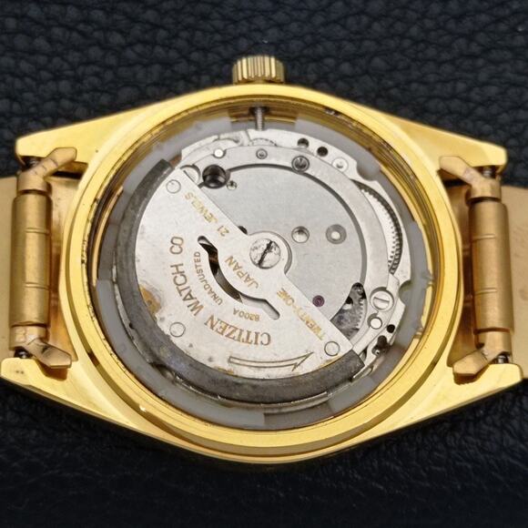 Vintage 1991 Citizen Automatic Mens Gold Watch W/daydate & Red accents - Picture 9 of 10